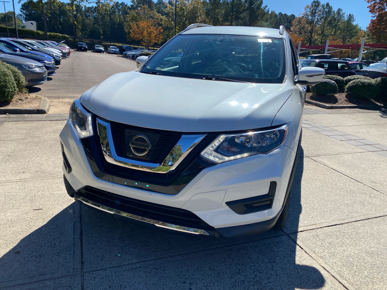 2017 Nissan Rogue SV 4