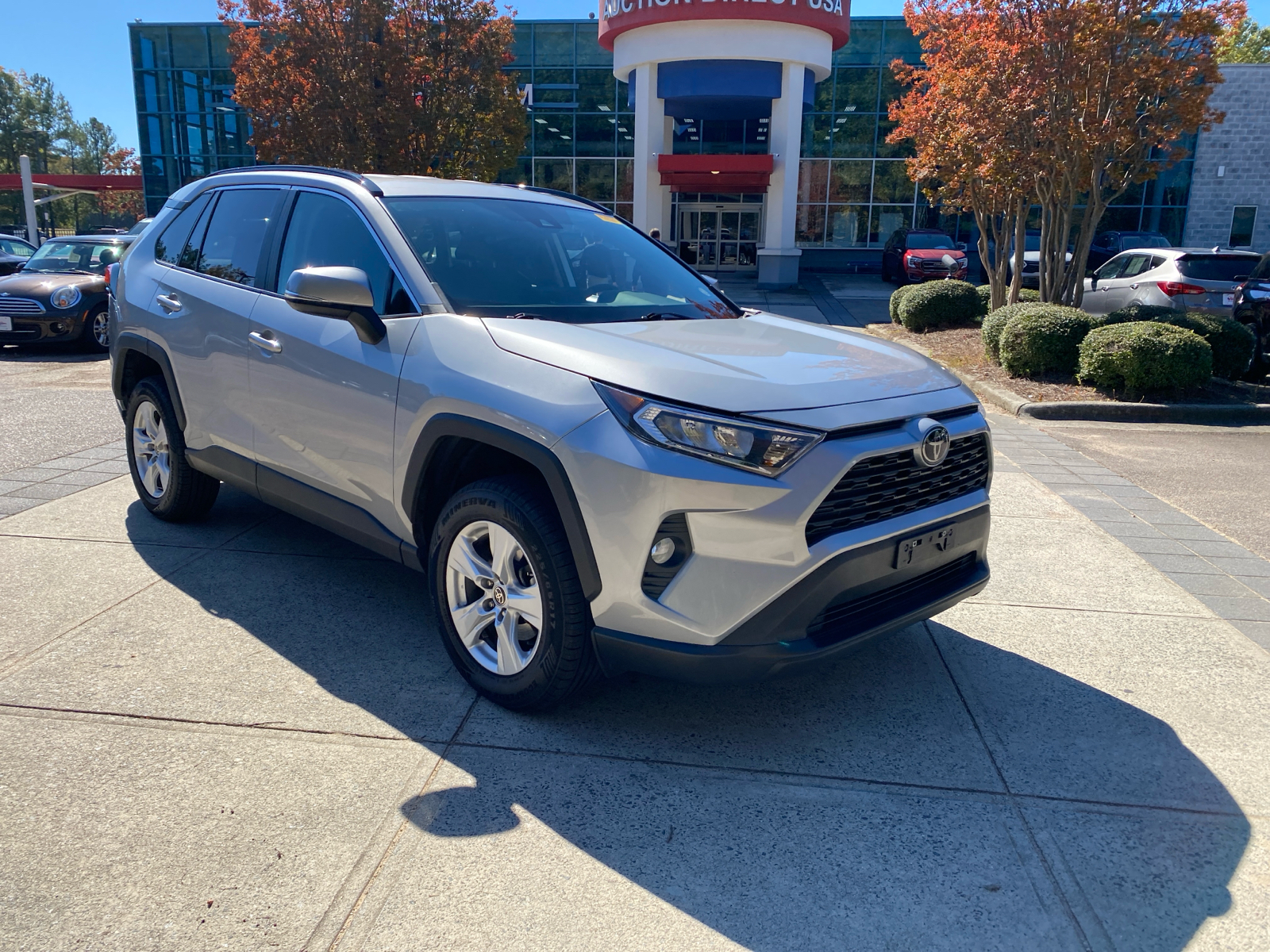 2021 Toyota RAV4 XLE 2