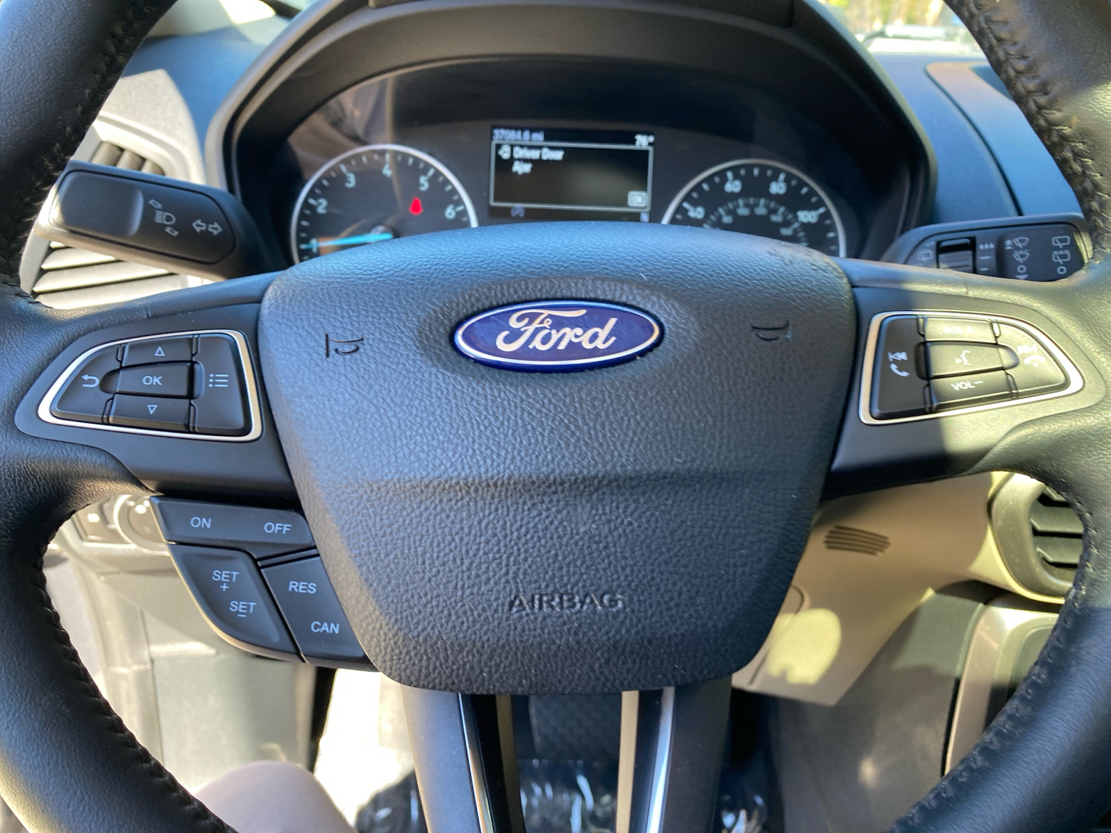 2019 Ford EcoSport SE 36