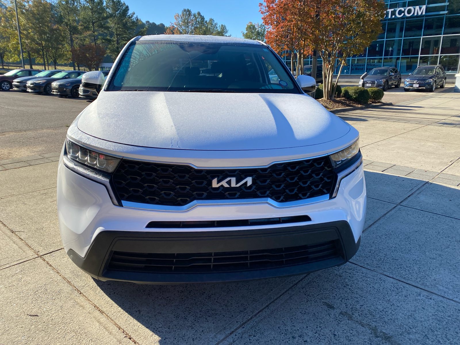 2022 Kia Sorento LX 11