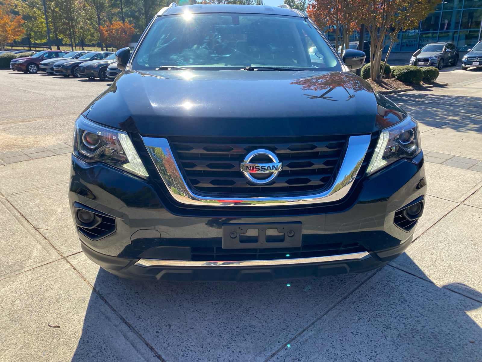 2020 Nissan Pathfinder S 11