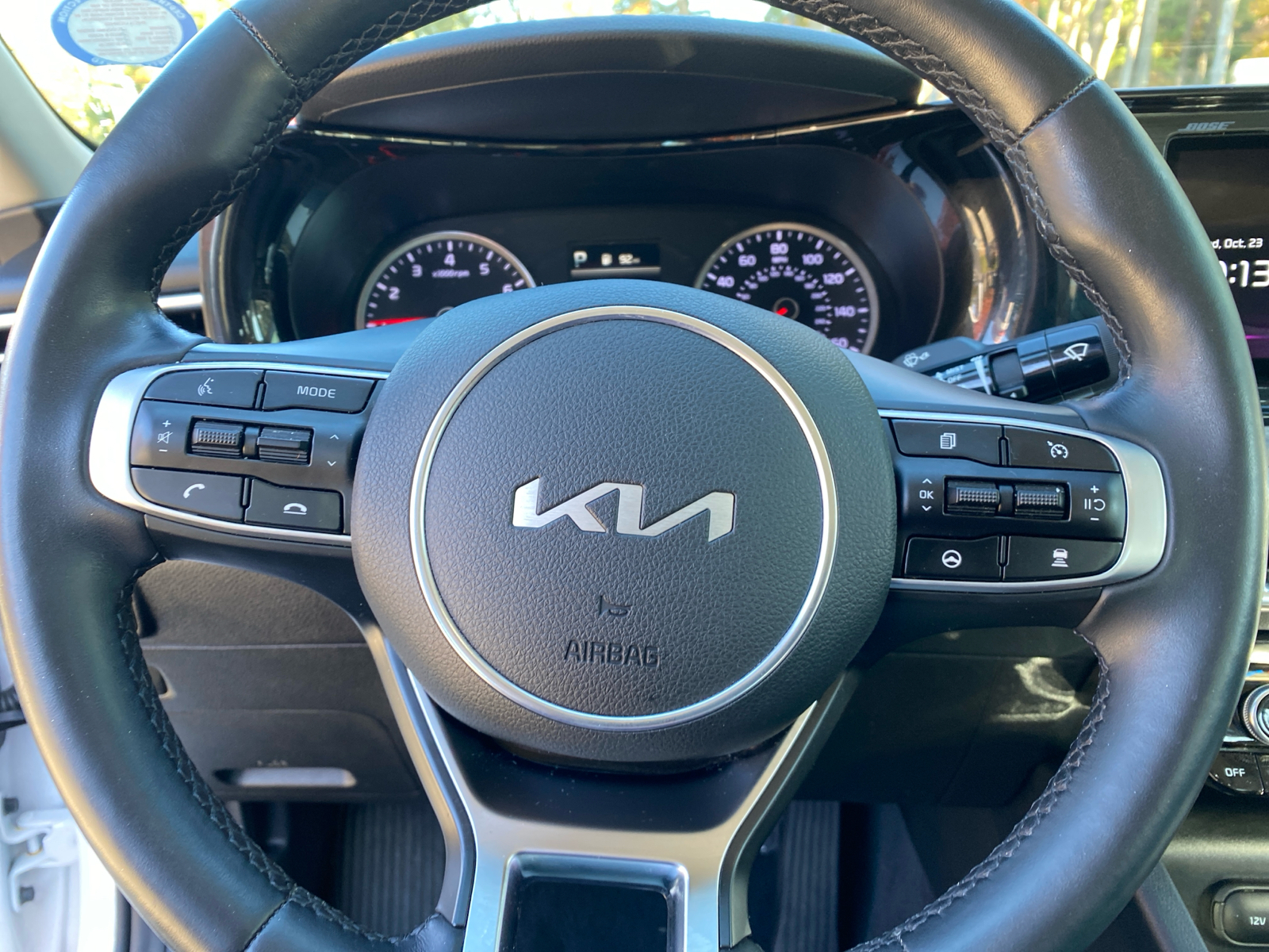 2022 Kia K5 EX 34