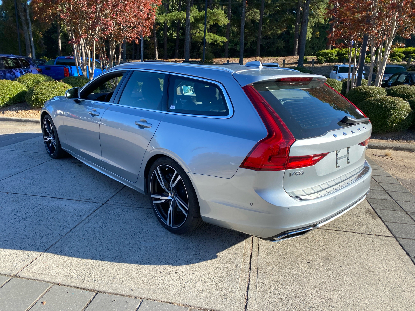 2019 Volvo V90 T5 R-Design 5