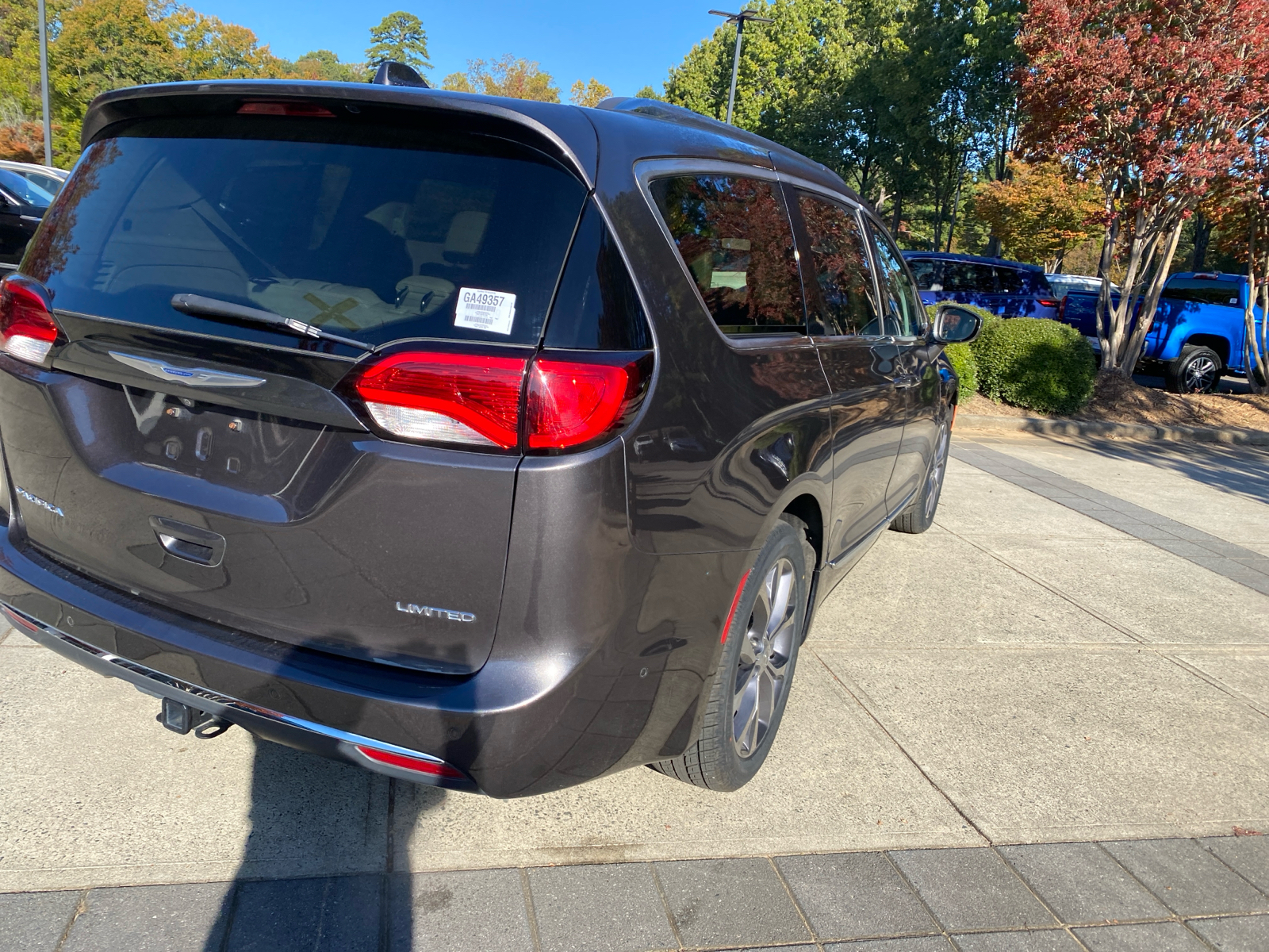 2017 Chrysler Pacifica Limited 7