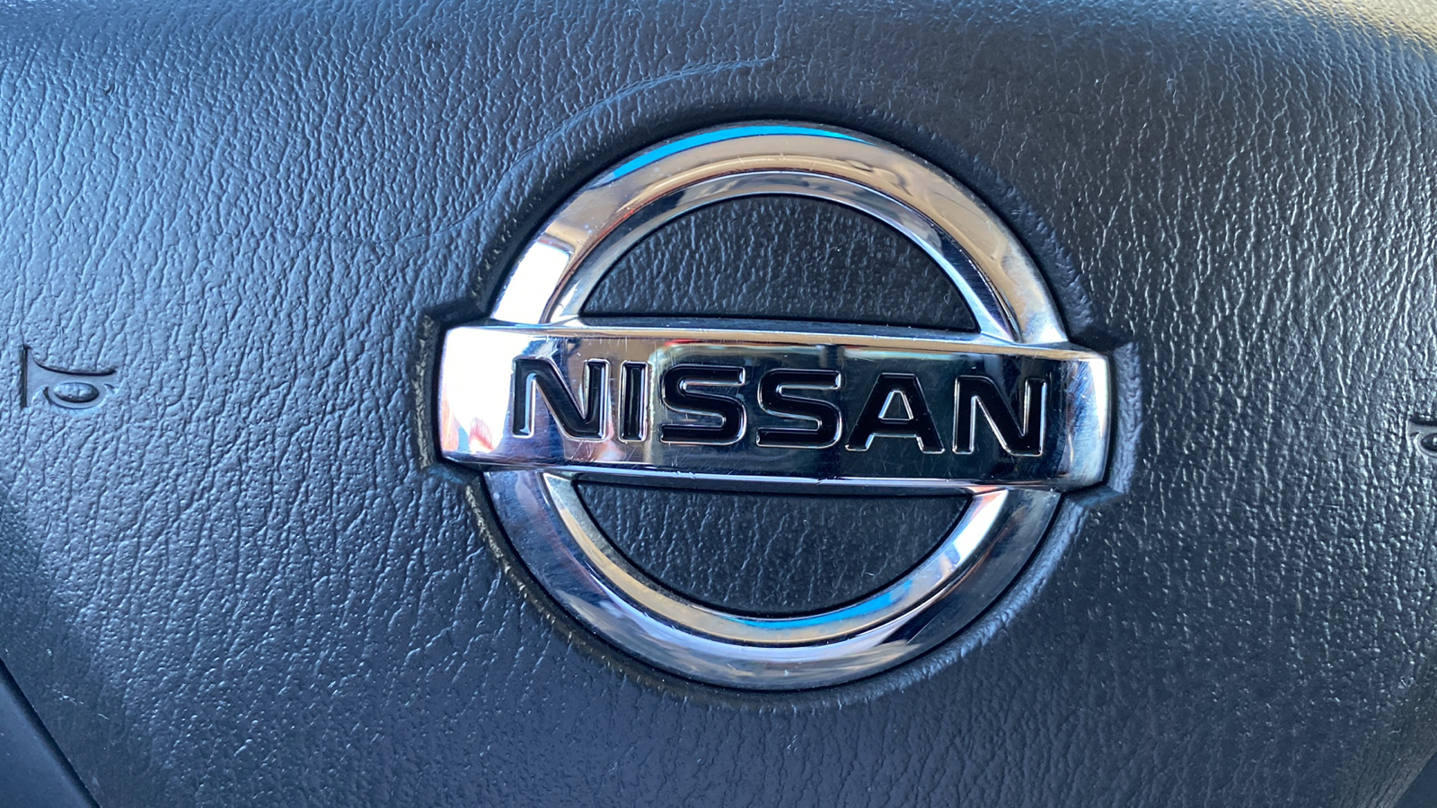 2016 Nissan Pathfinder  35