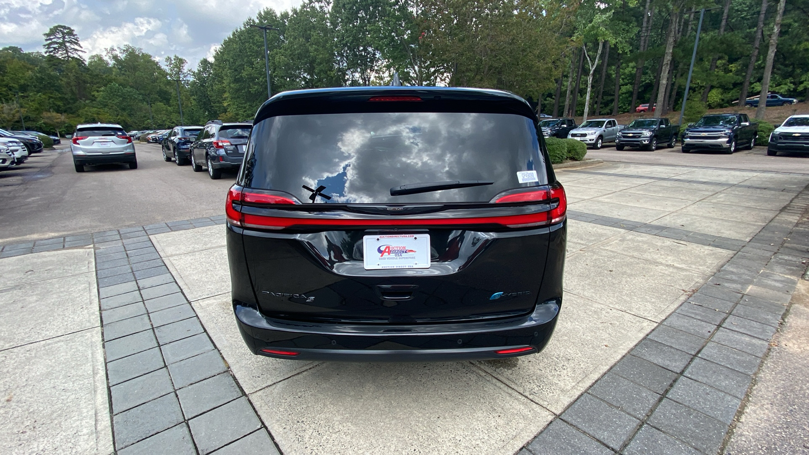 2022 Chrysler Pacifica Hybrid Limited 11