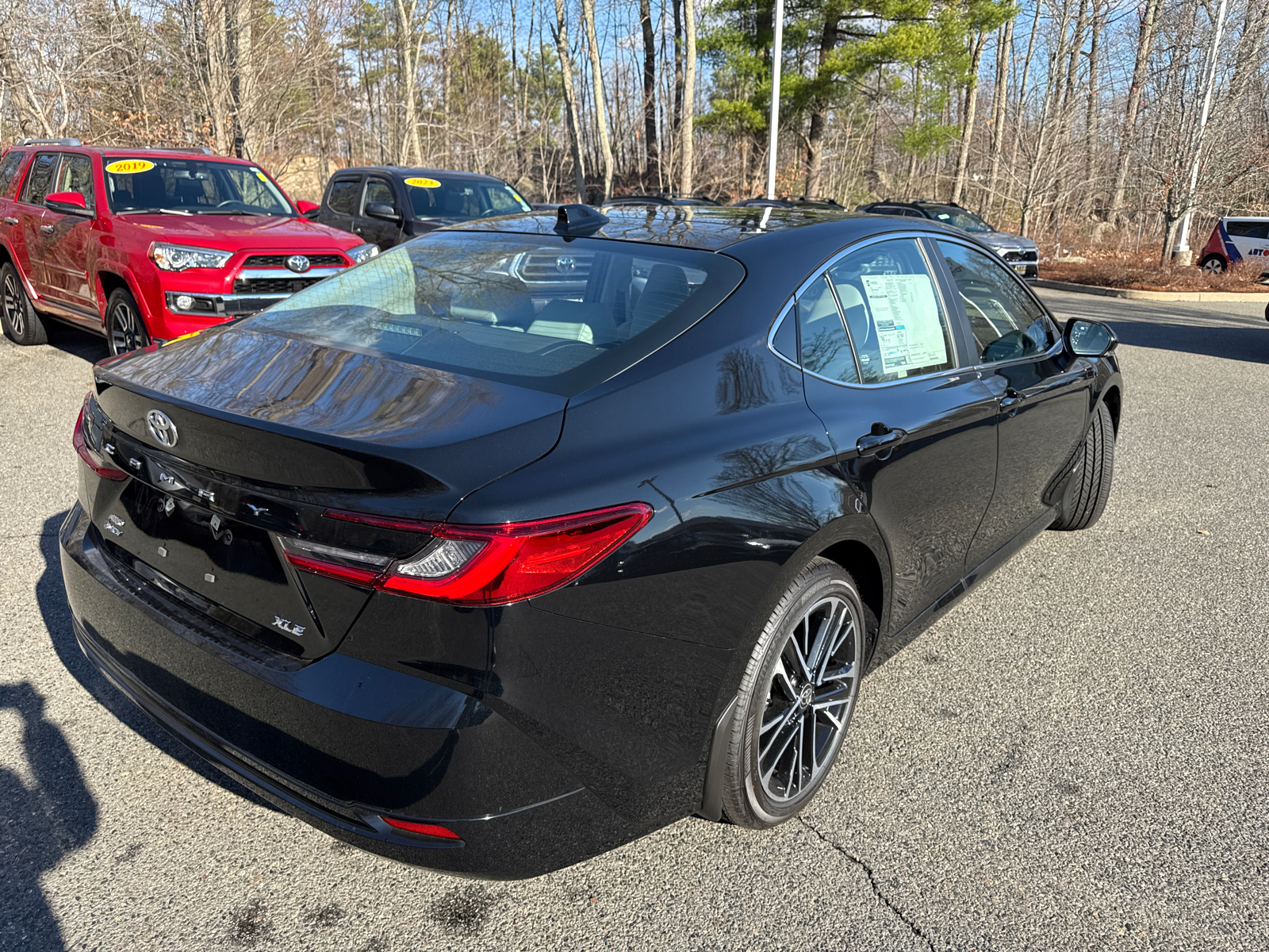 2025 Toyota Camry XLE 10