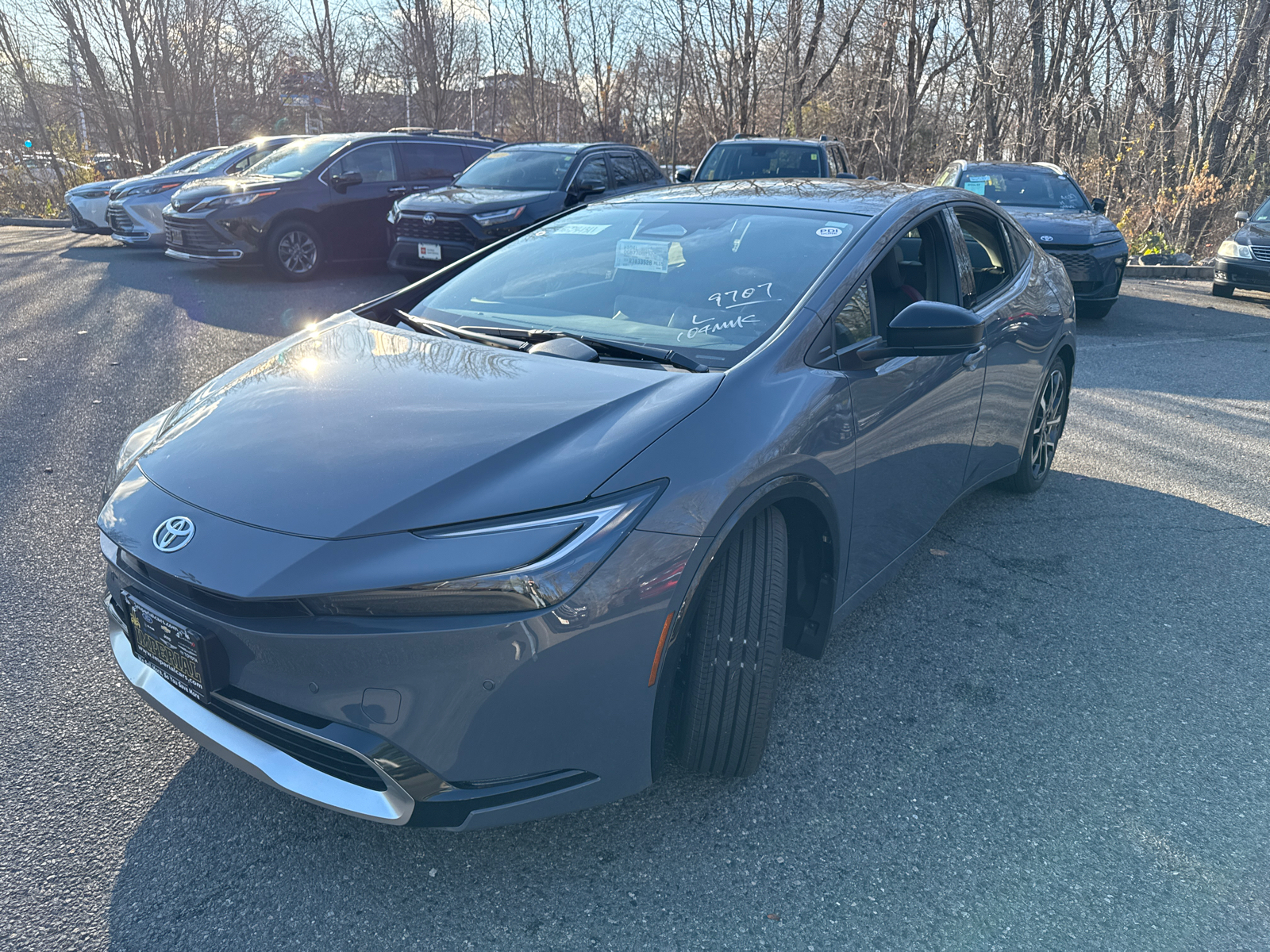 2024 Toyota Prius Prime XSE 3