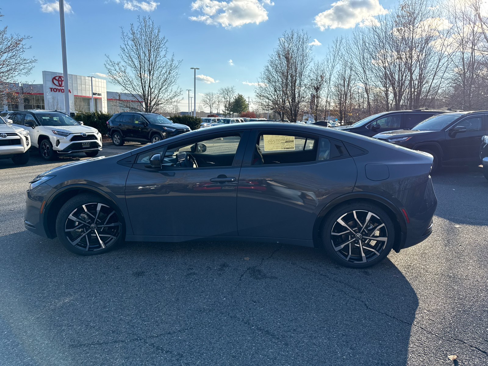 2024 Toyota Prius Prime XSE 4