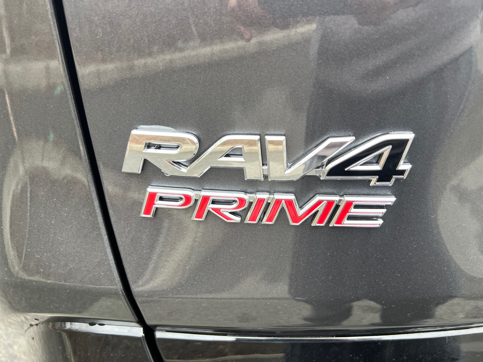 2024 Toyota RAV4 Prime XSE 9