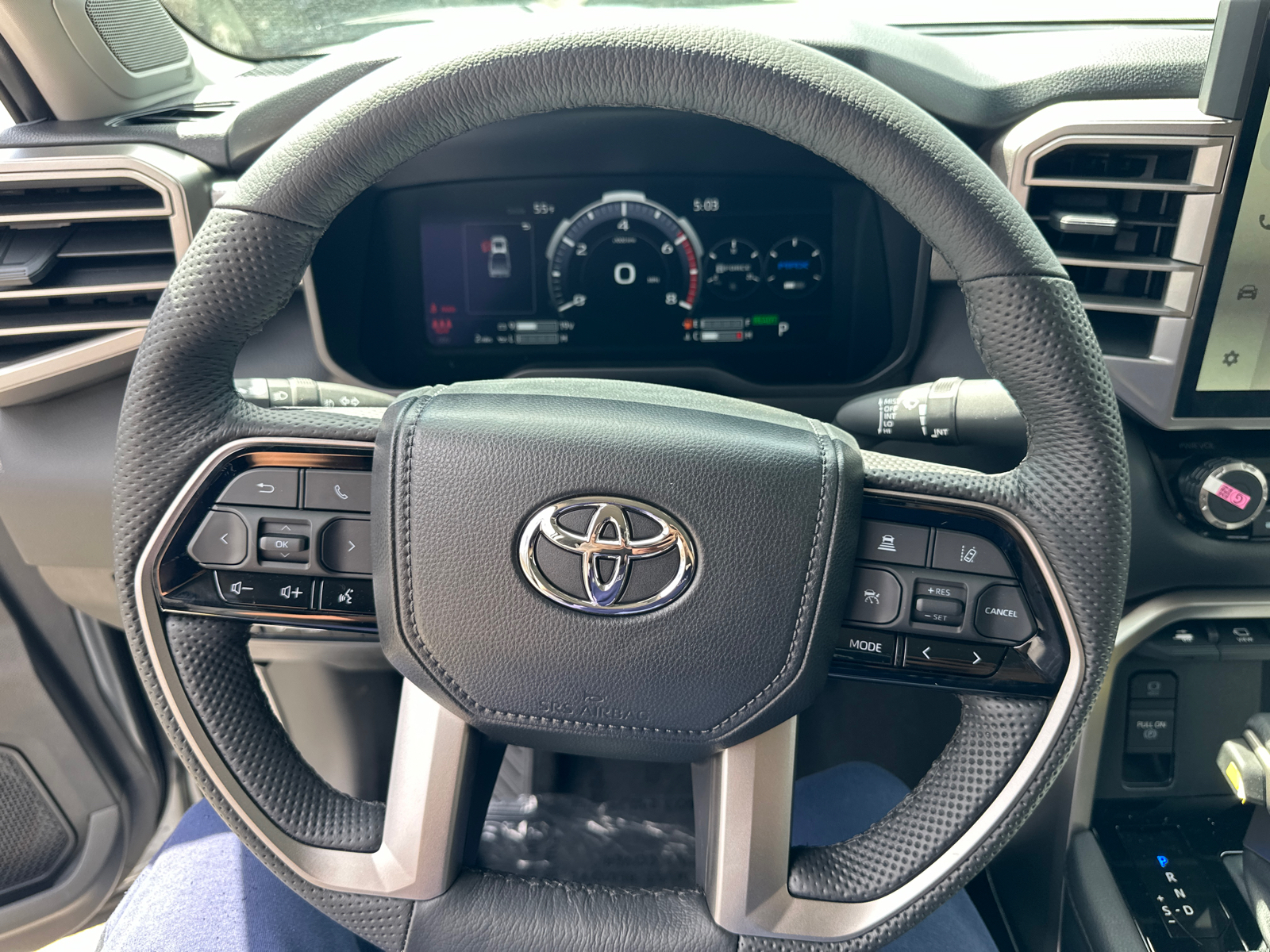 2024 Toyota Tundra Hybrid Limited 25