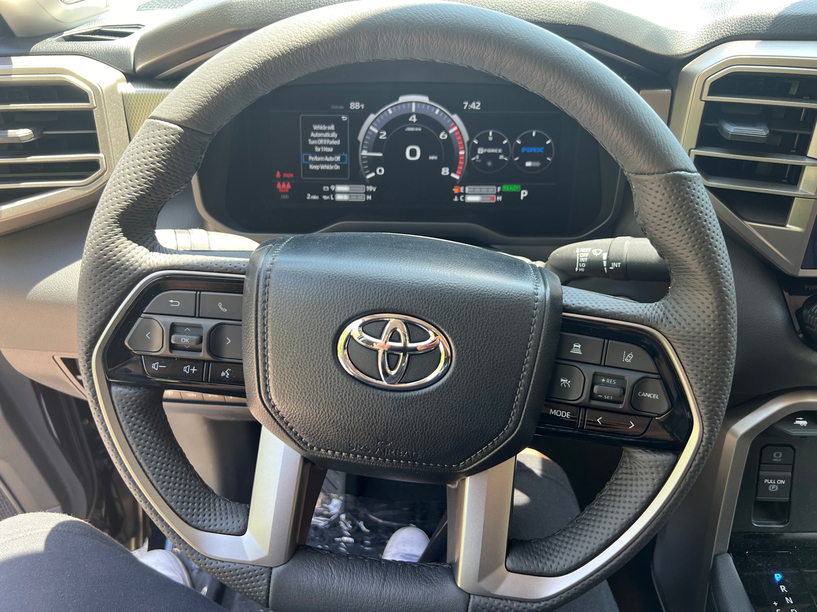 2024 Toyota Tundra Hybrid Limited 21