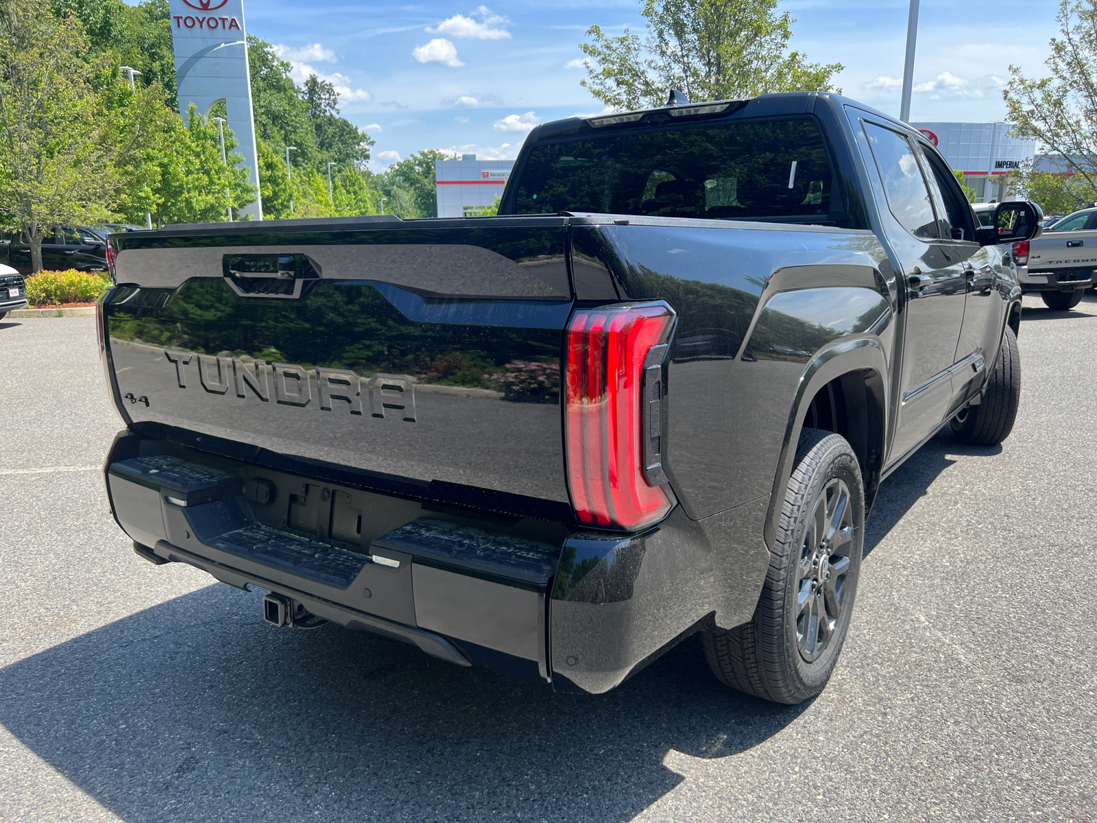 2024 Toyota Tundra Hybrid Platinum 9