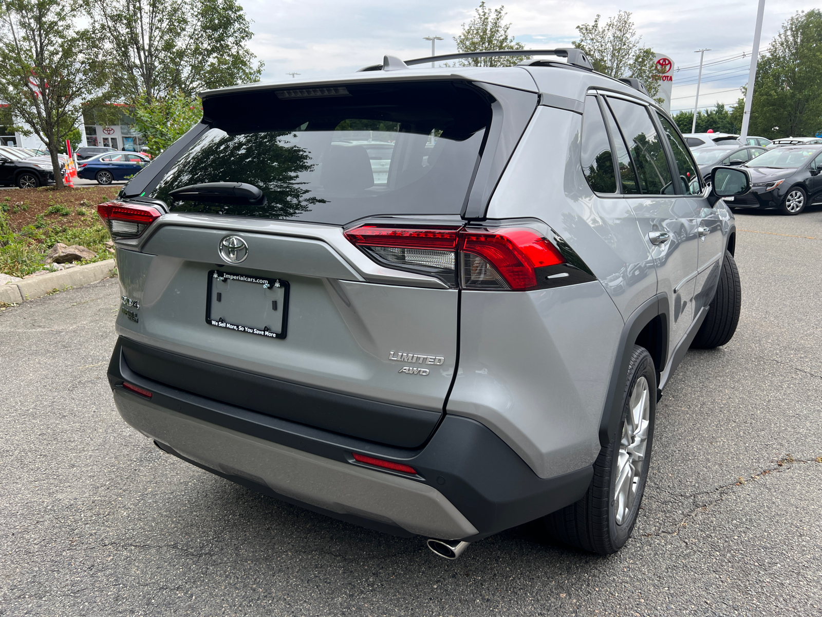 2024 Toyota RAV4 Limited 10