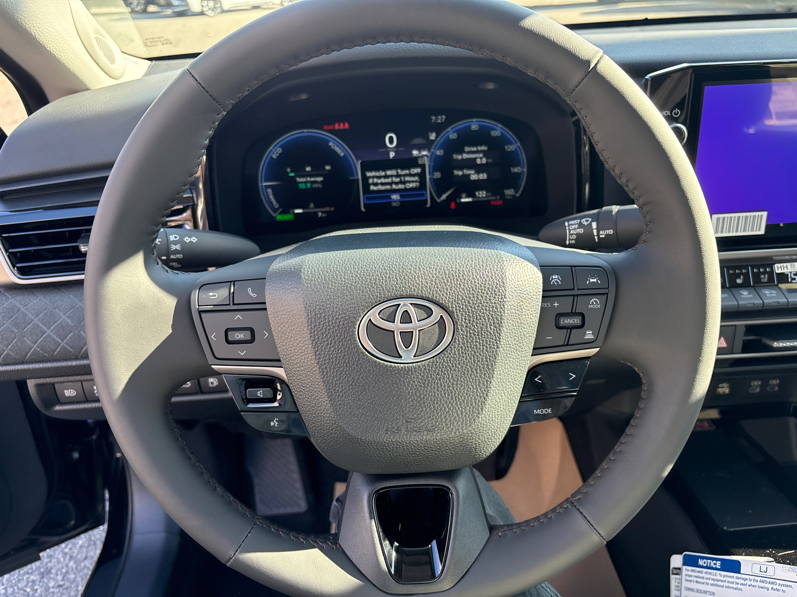 2025 Toyota Camry XLE 21