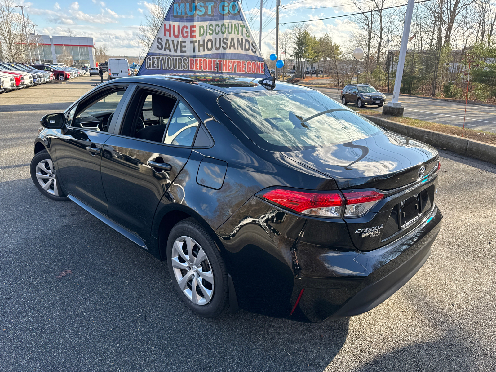 2025 Toyota Corolla LE 8