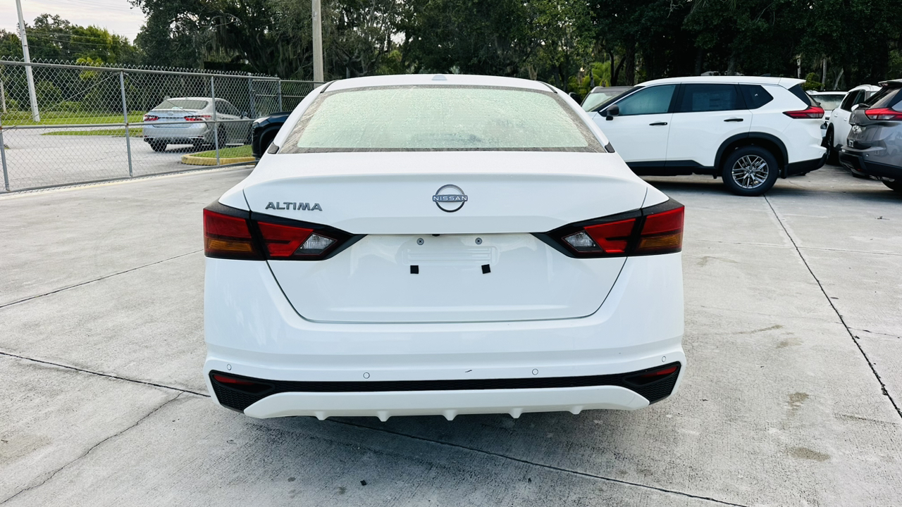 2025 Nissan Altima 2.5 S 6