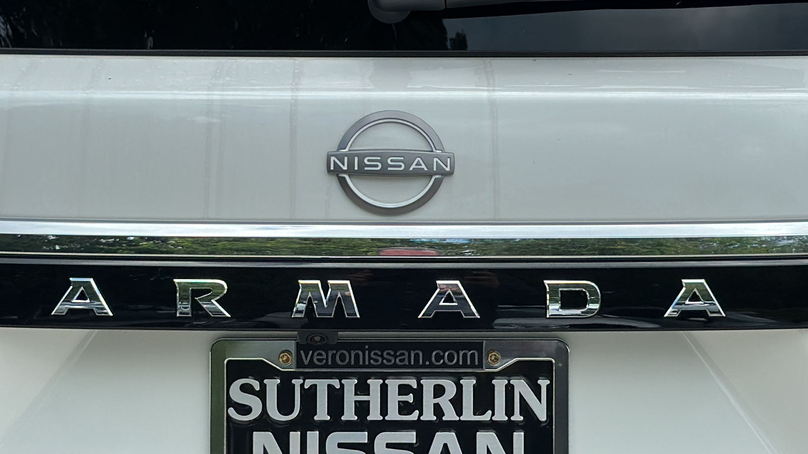 2023 Nissan Armada SL 10