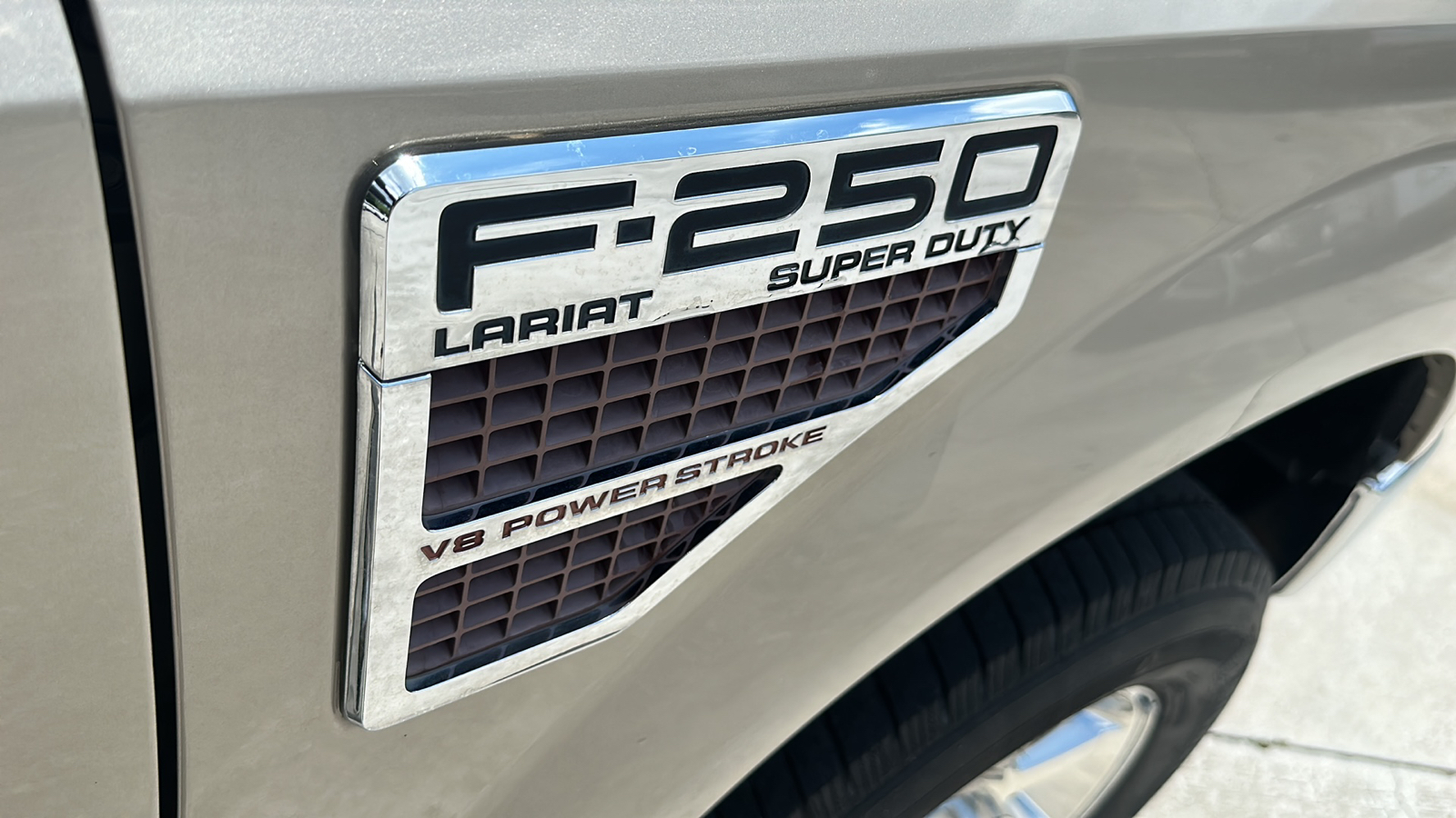 2010 Ford Super Duty F-250 SRW XL 10