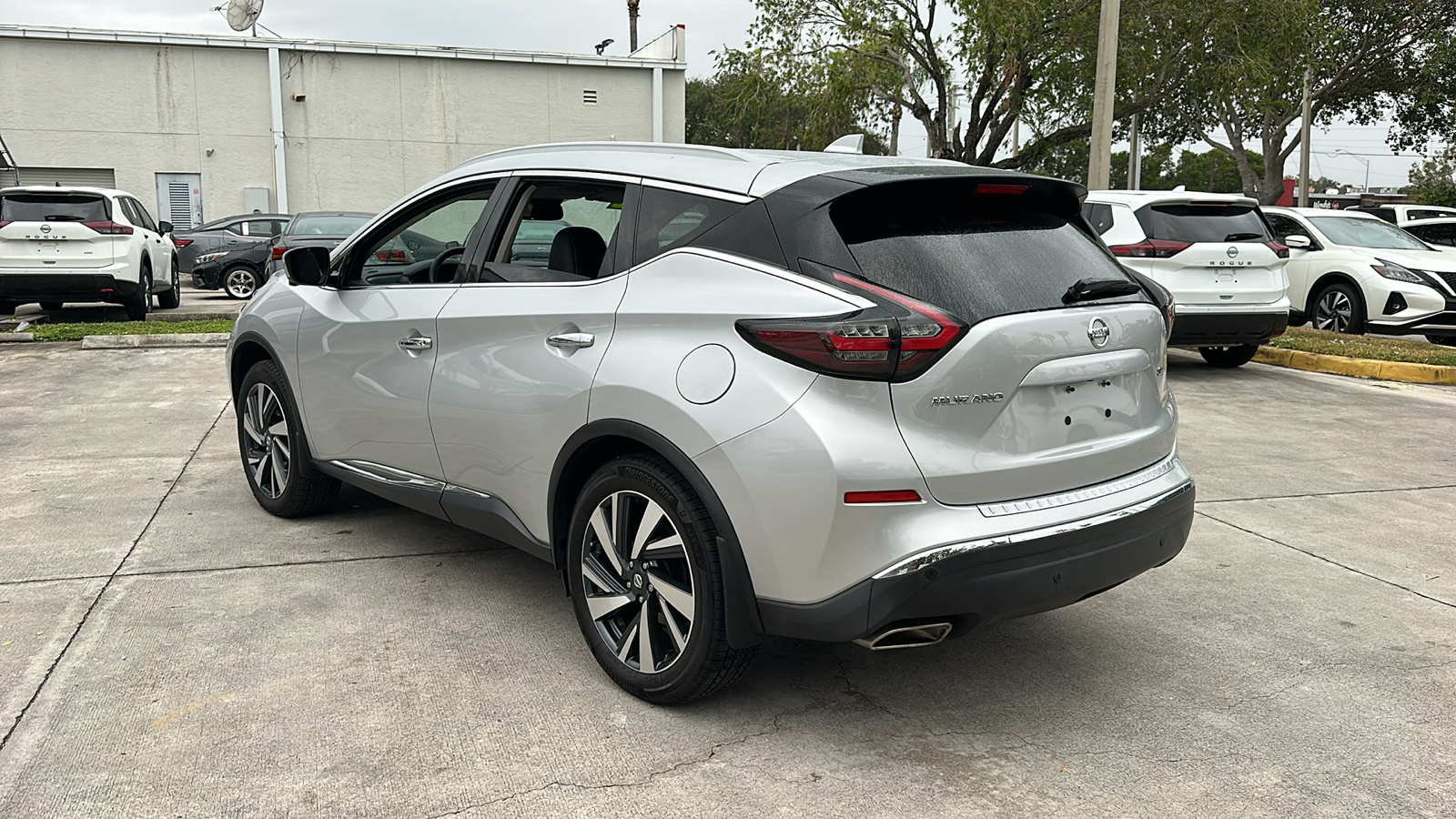 2022 Nissan Murano SL 5