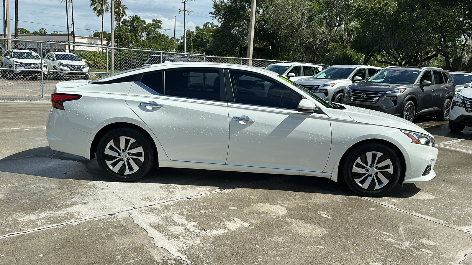 2019 Nissan Altima 2.5 S 9