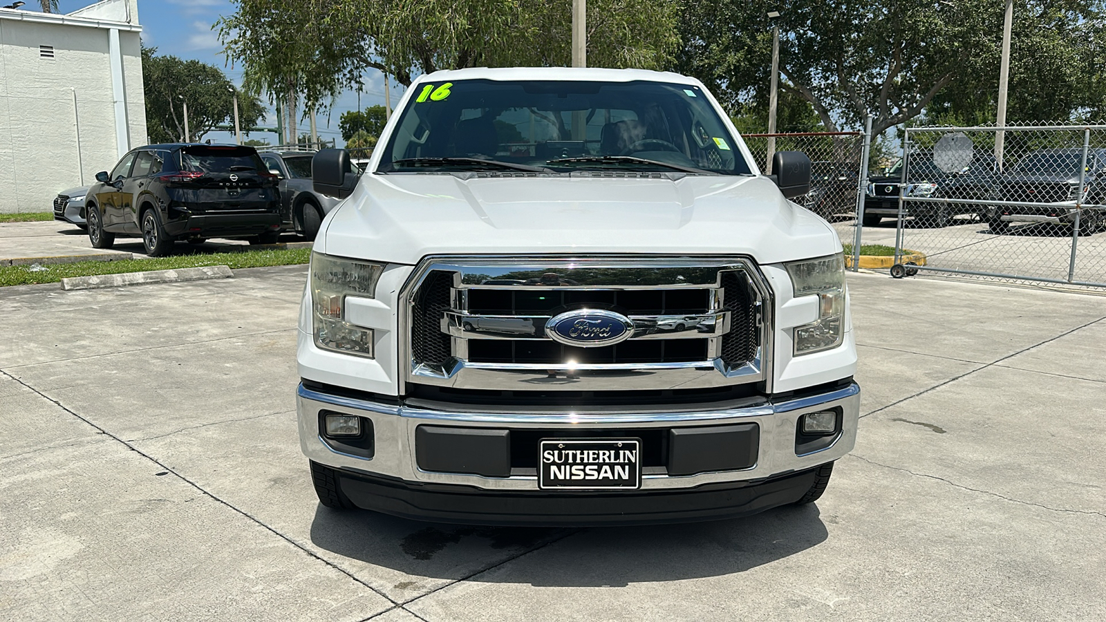 2016 Ford F-150 XLT 2