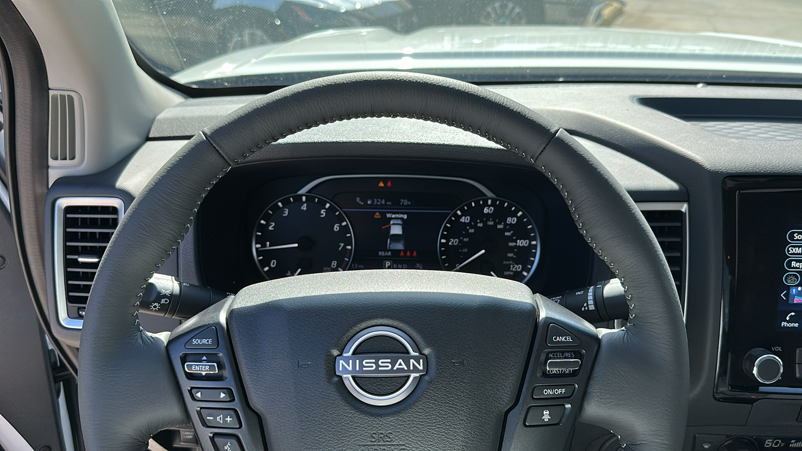 2024 Nissan Frontier SV 18