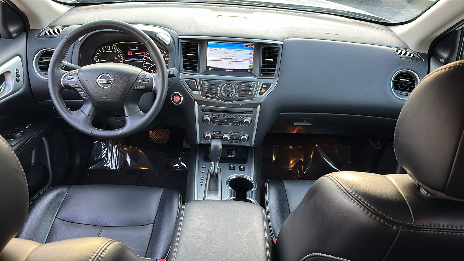 2020 Nissan Pathfinder SL 14
