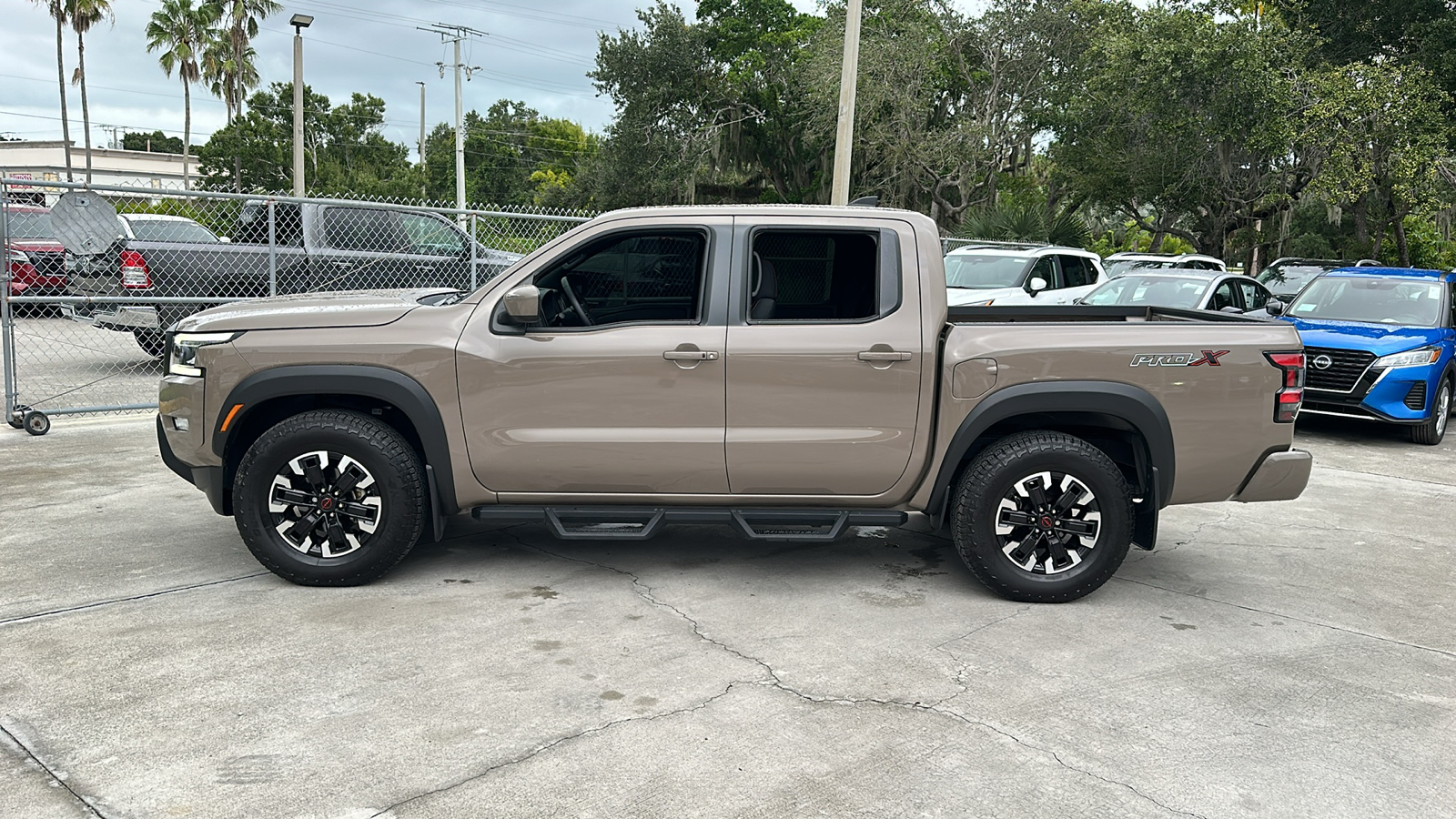 2023 Nissan Frontier PRO-X 5