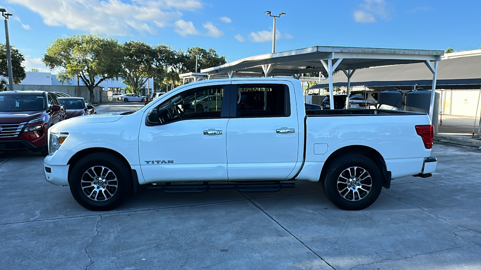 2021 Nissan Titan SV 4