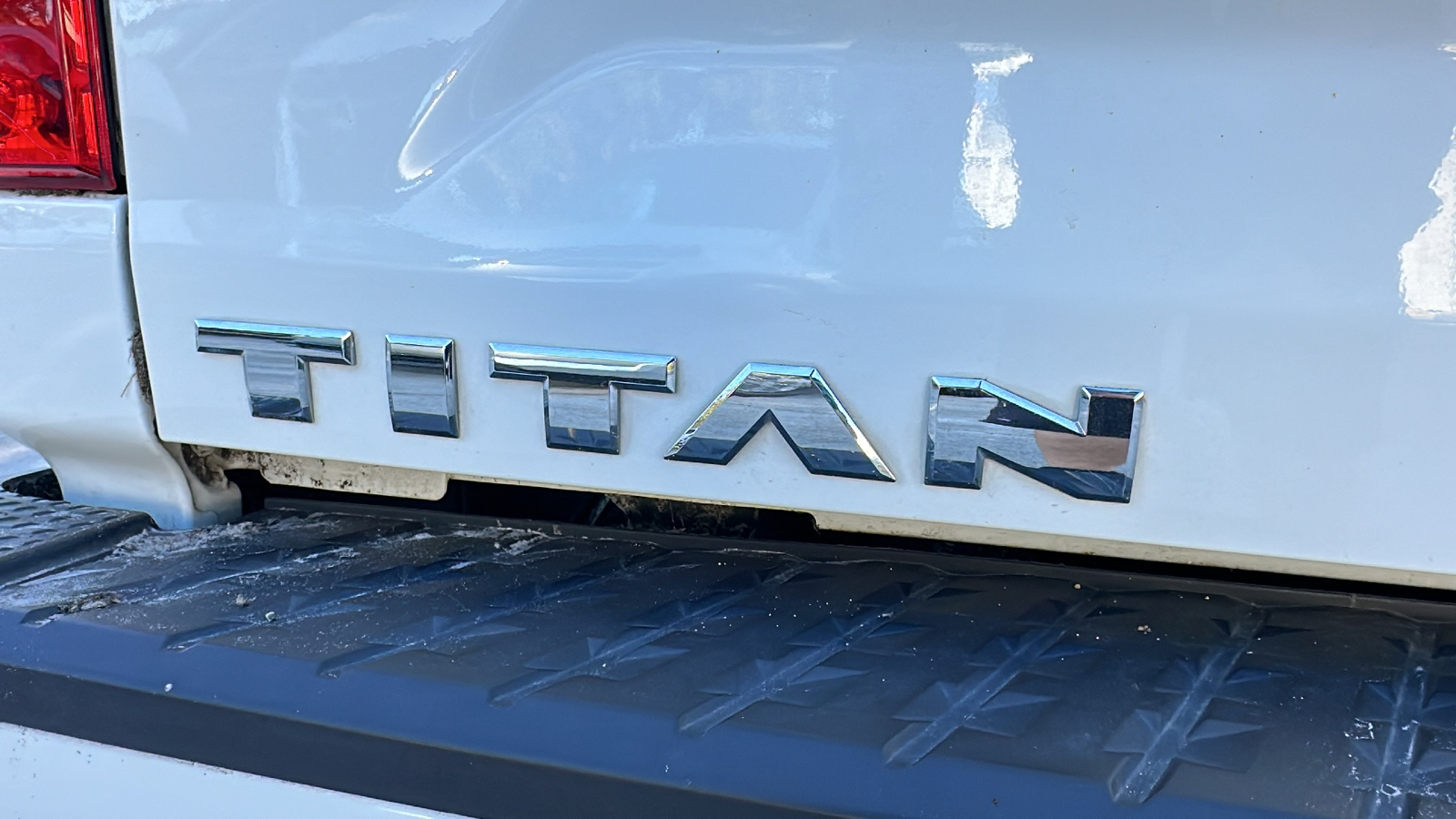 2021 Nissan Titan SV 9