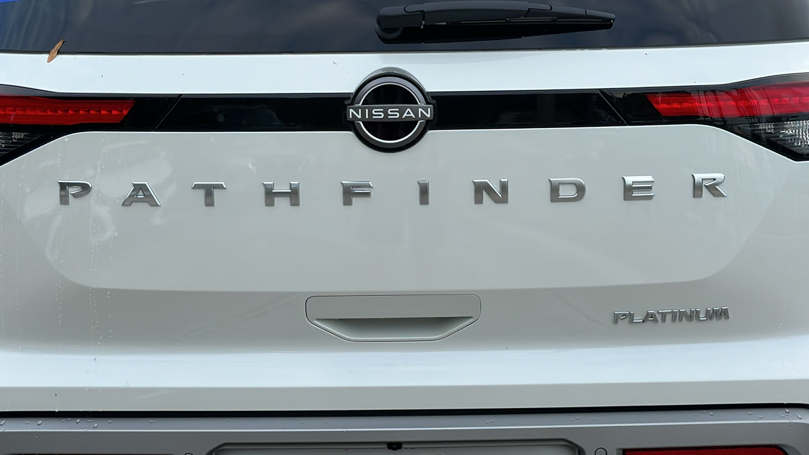 2024 Nissan Pathfinder Platinum 10