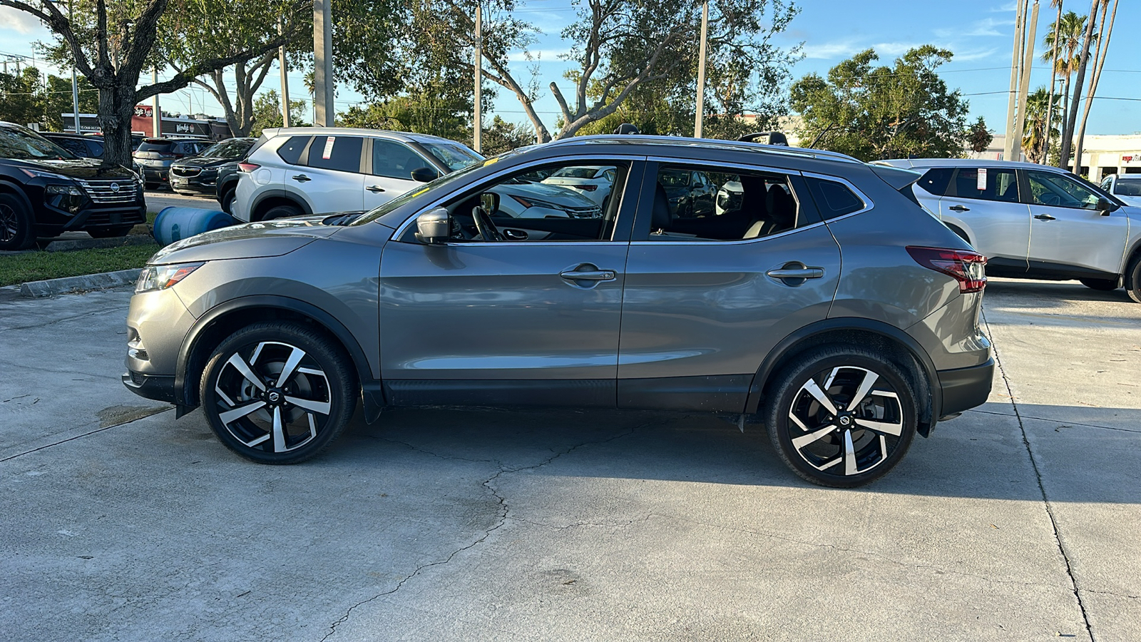 2020 Nissan Rogue Sport SL 5