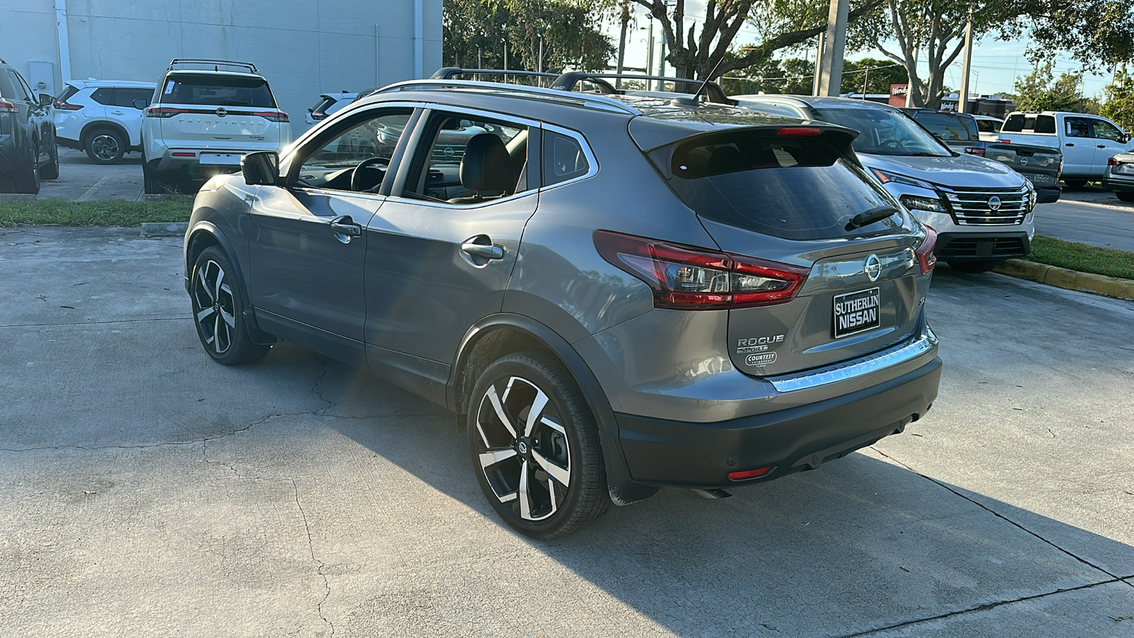 2020 Nissan Rogue Sport SL 6