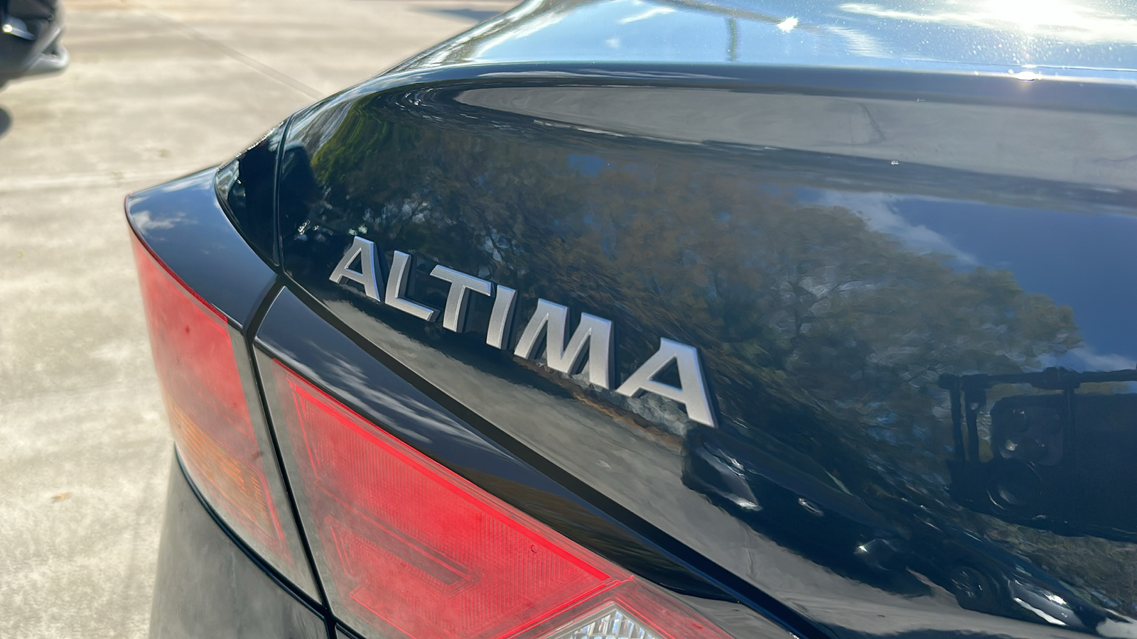 2024 Nissan Altima 2.5 SR 10