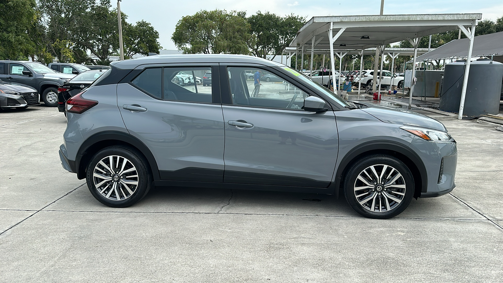 2021 Nissan Kicks SV 9