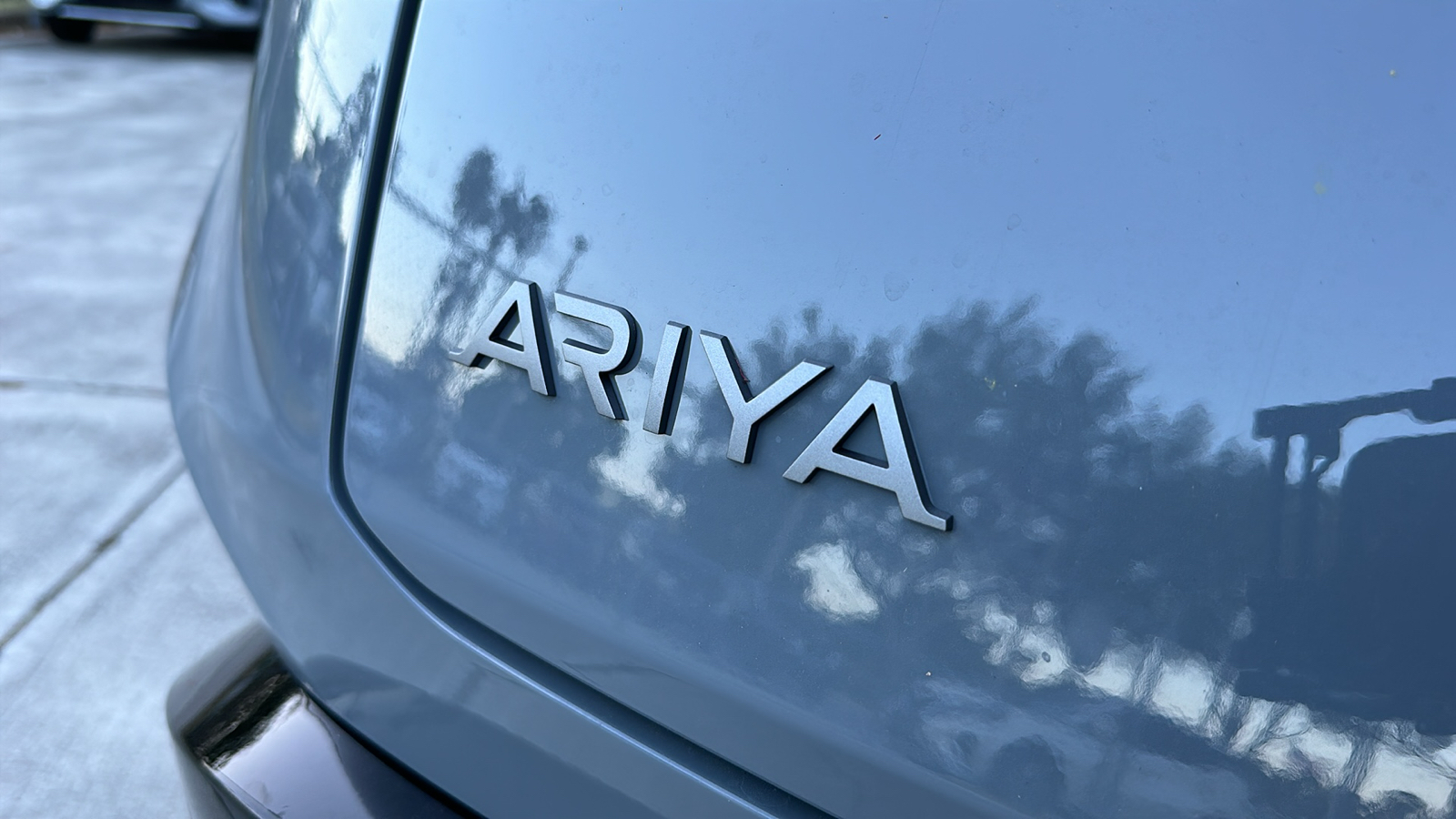 2023 Nissan ARIYA EMPOWER+ 10