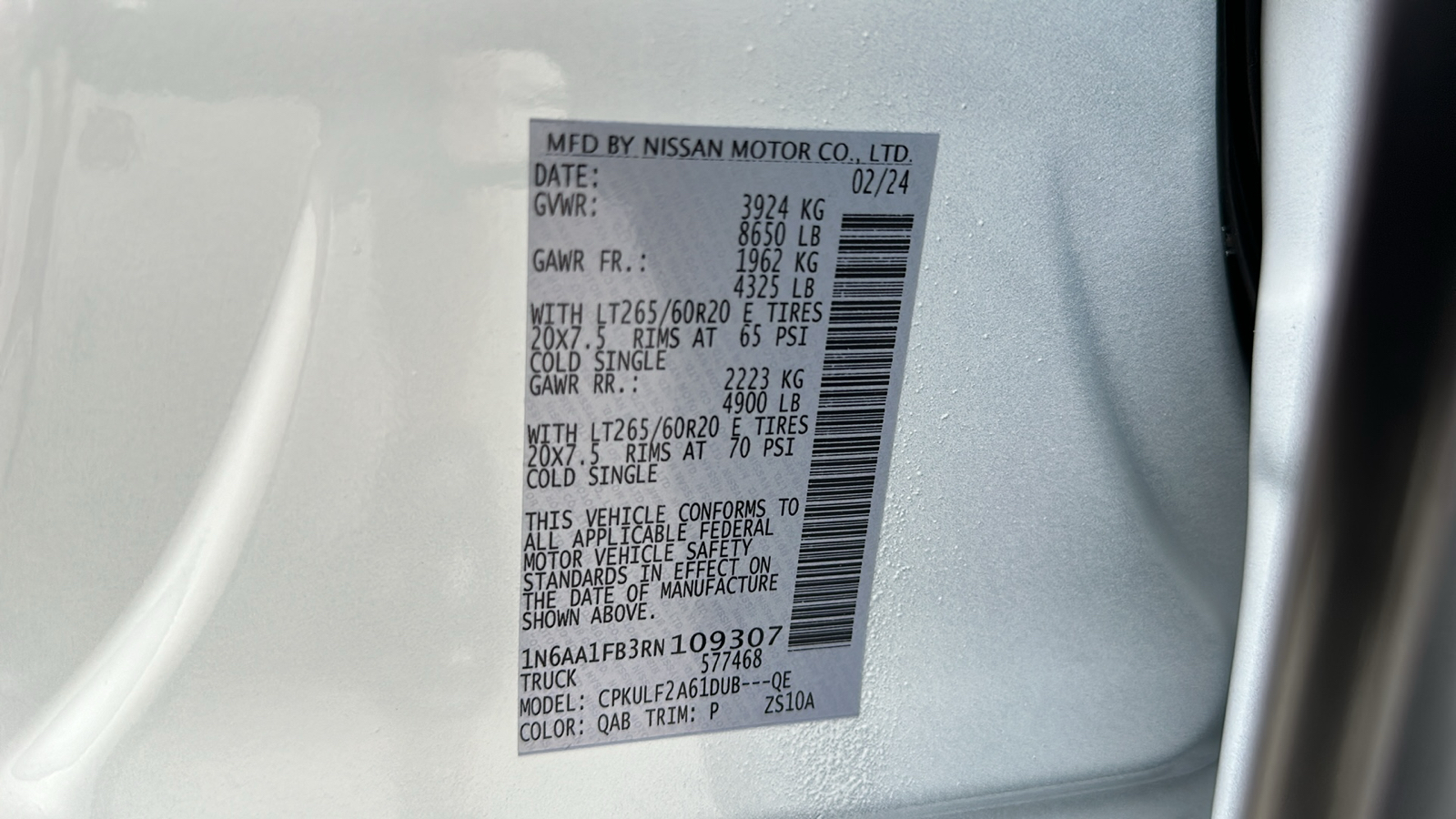 2024 Nissan Titan XD Platinum Reserve 34