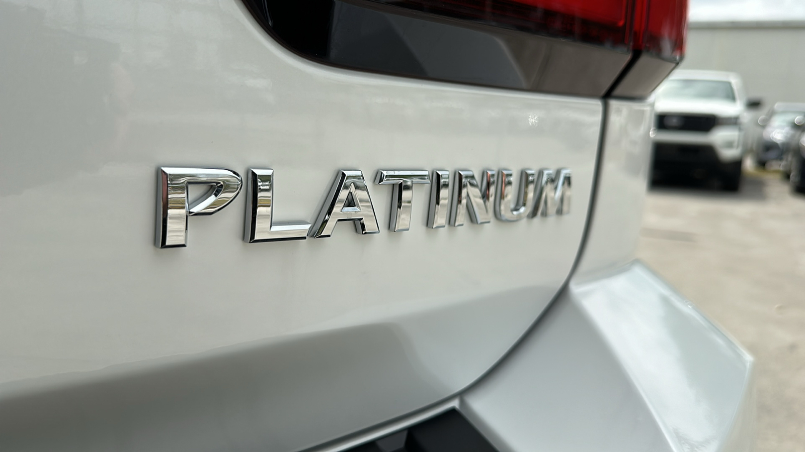 2024 Nissan Armada Platinum 11