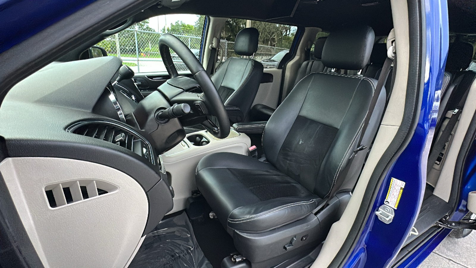 2018 Dodge Grand Caravan SXT 30