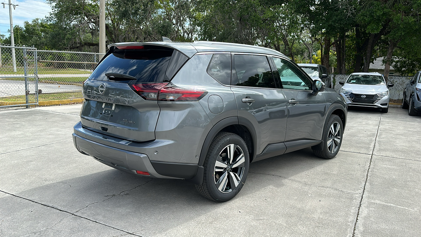 2024 Nissan Rogue SL 7