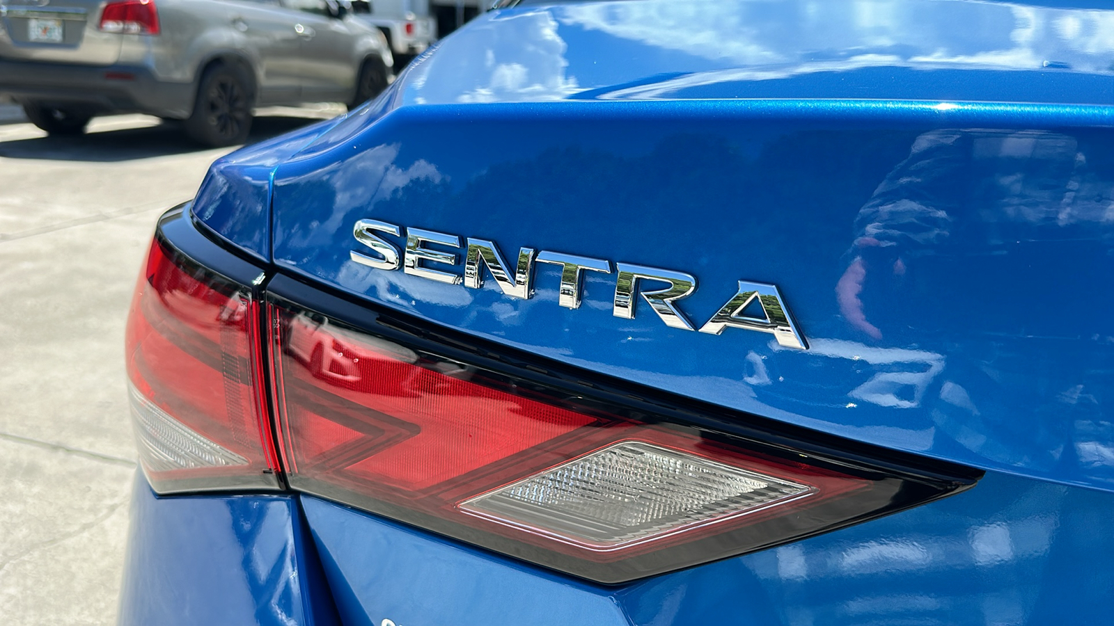 2021 Nissan Sentra SV 10