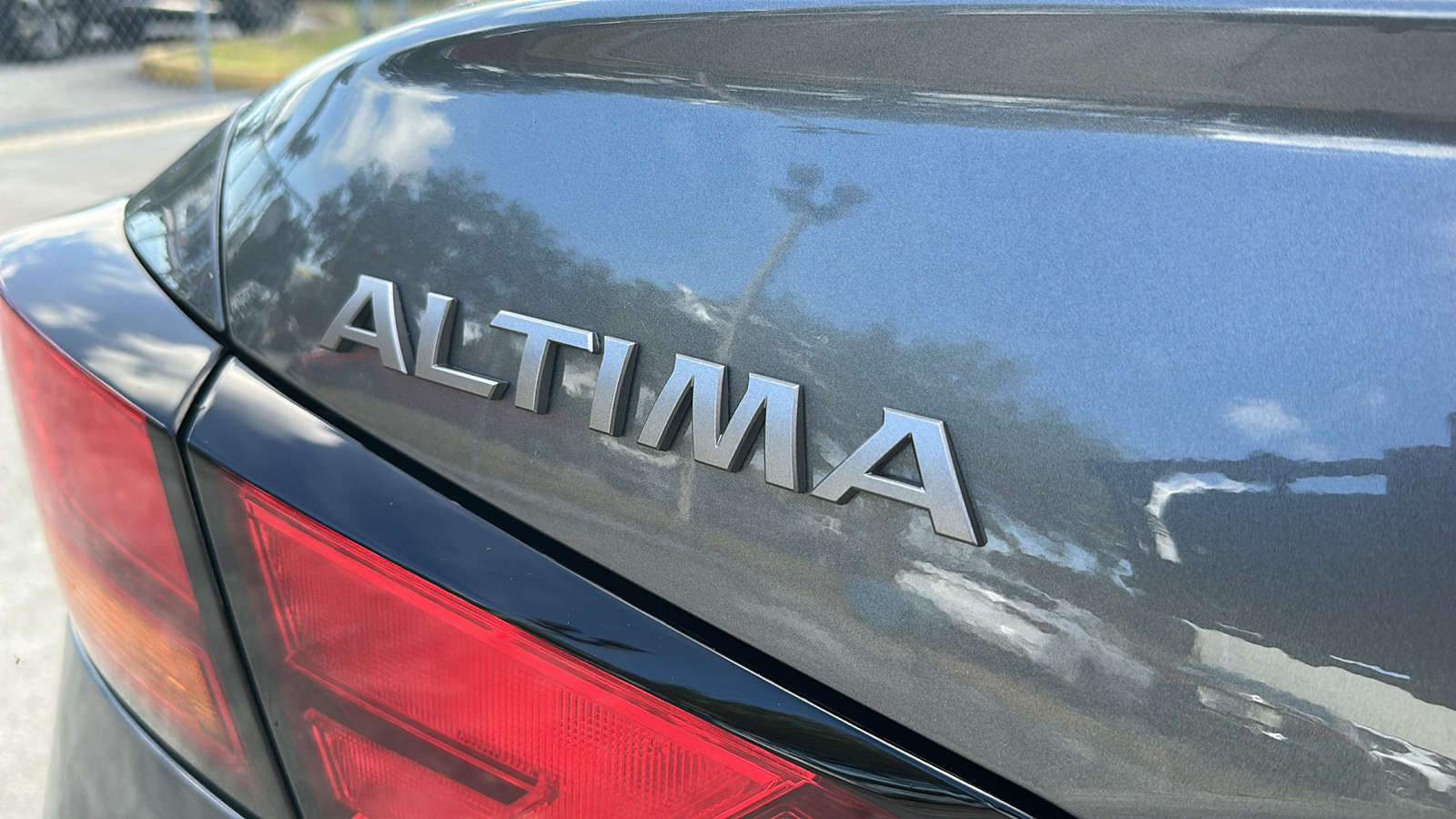2024 Nissan Altima 2.5 S 10