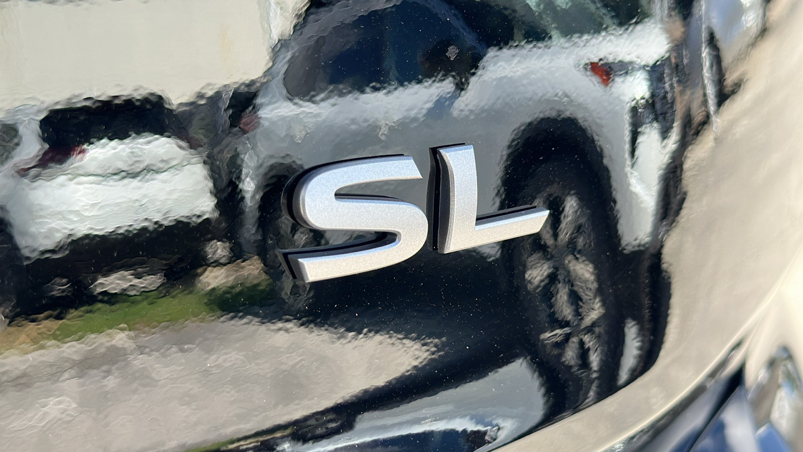 2024 Nissan Rogue SL 11