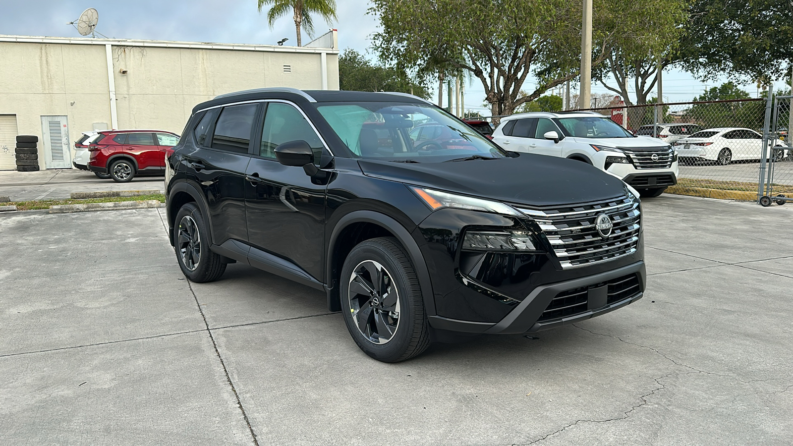 2024 Nissan Rogue SV 1