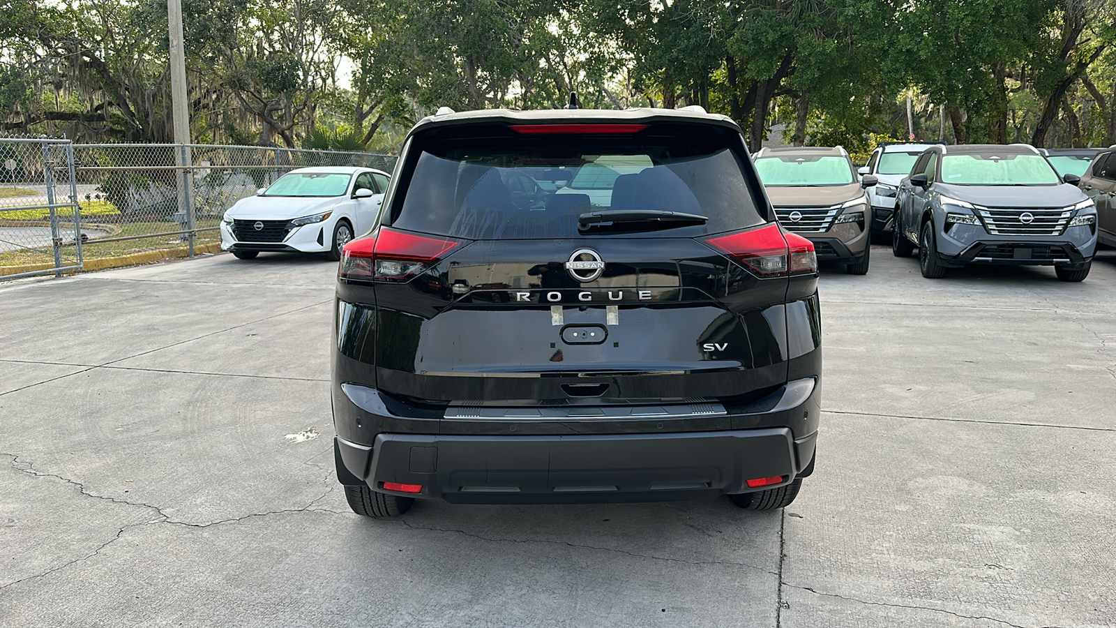 2024 Nissan Rogue SV 6