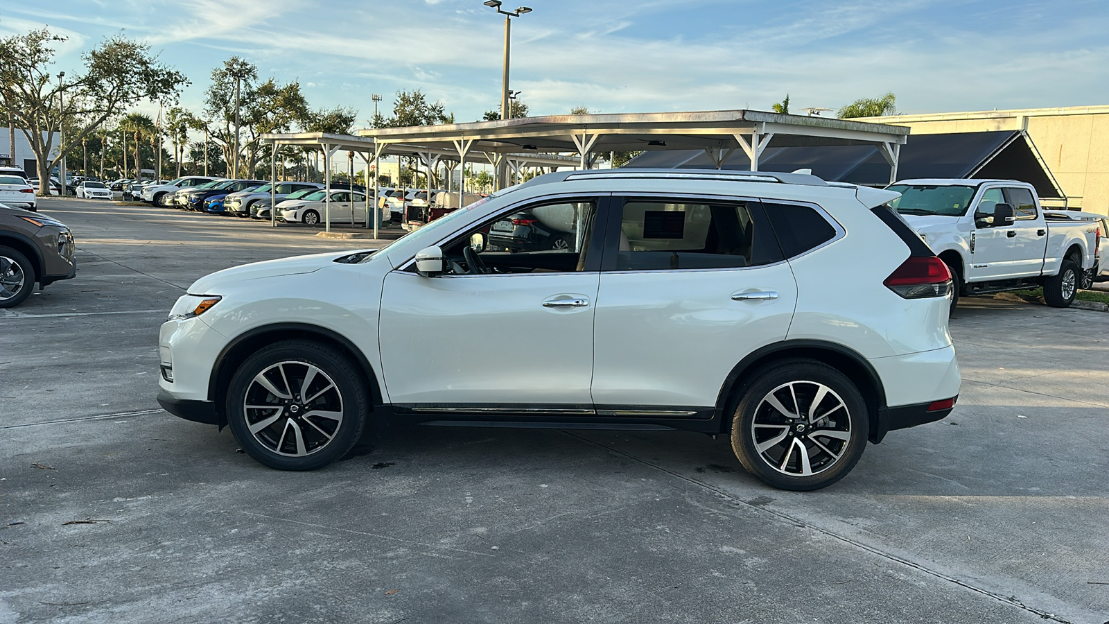 2019 Nissan Rogue S 4