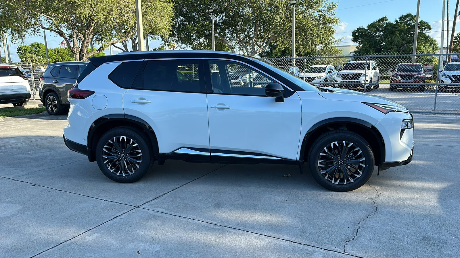 2024 Nissan Rogue Platinum 9