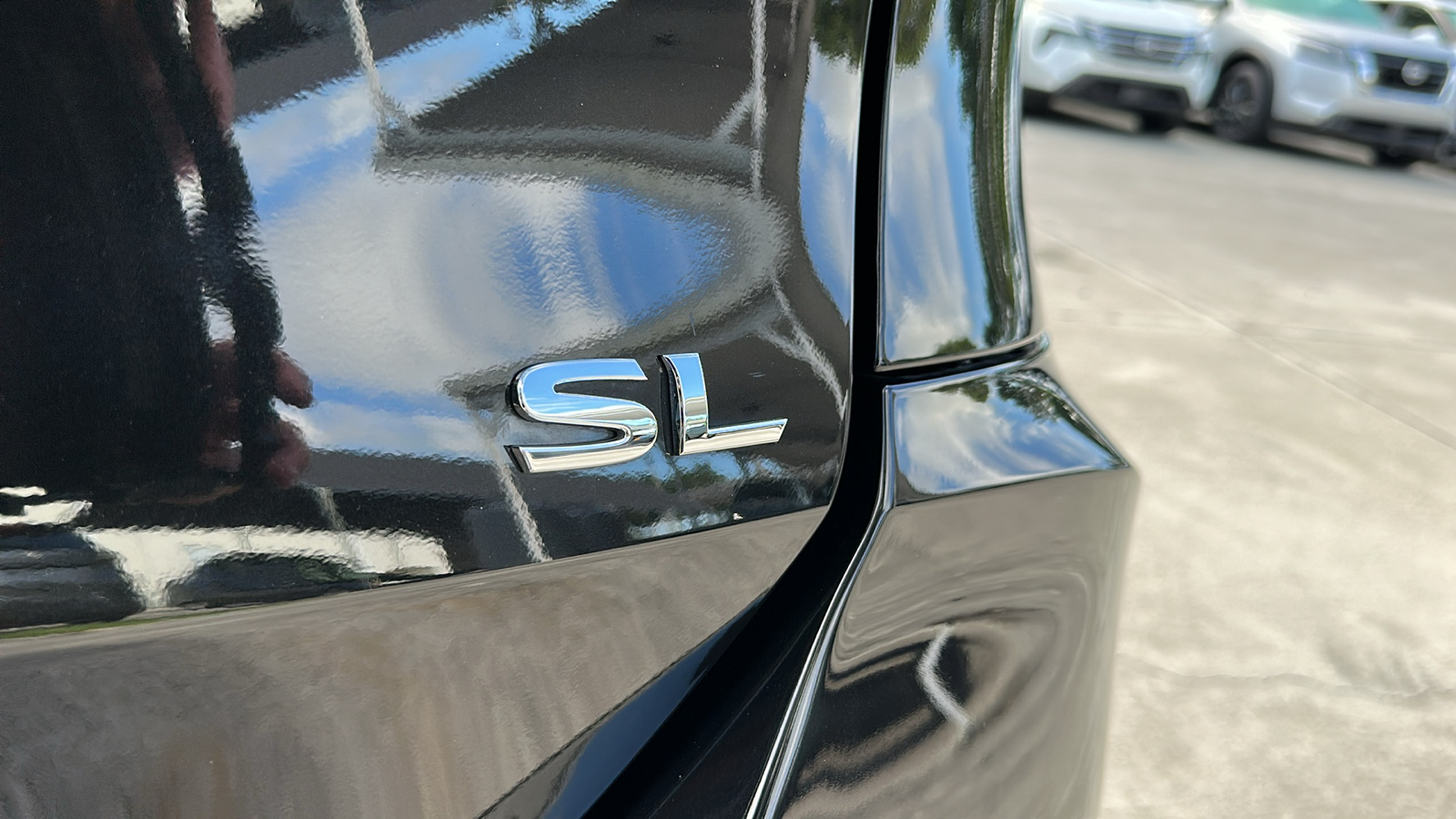 2018 Nissan Rogue SL 11