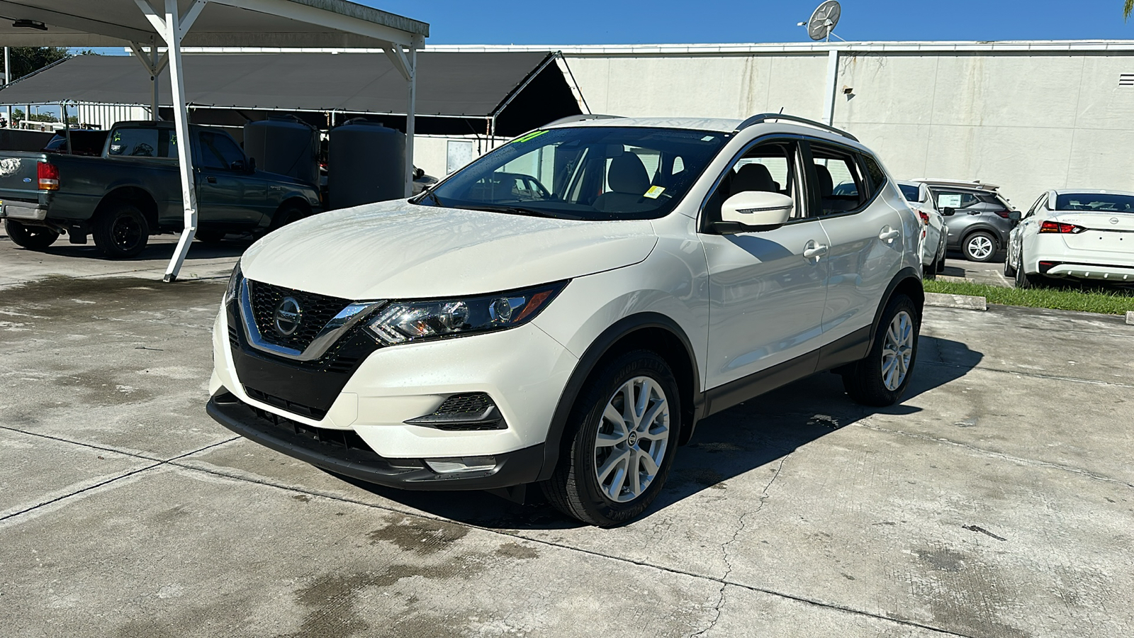 2021 Nissan Rogue Sport SV 4